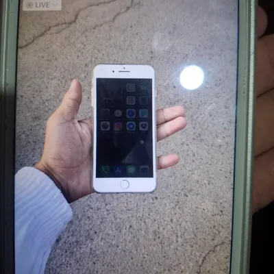 iPhone 8 Plus 1