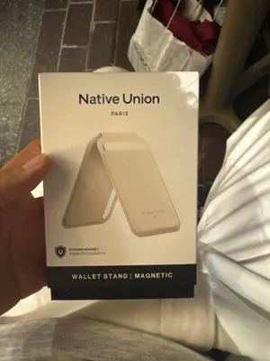 Native Union Wallet Stand Magnetic