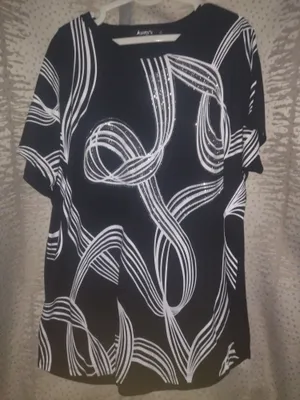 Ayollar koftasi XL 1