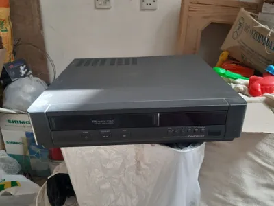 Videomagnitofon sotiladi