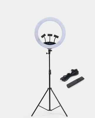 Кольцевая LED-лампа со штативом 1