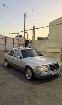 Mercedes Benz W124 E500 1