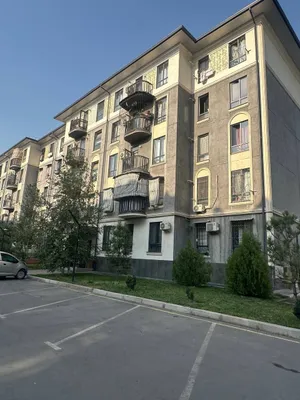 срочно продаю новостройку с кадастром у метро 1