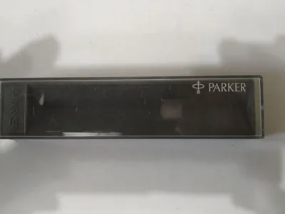 "Parker" ruchka g‘ilofi