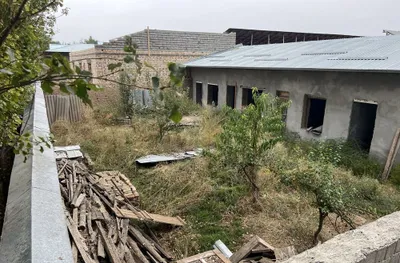 Uy Sotiladi manzil Keles Kok Terak 1