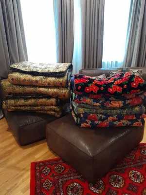 Kurpacha sotiladi