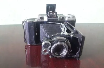 Продаётся старый фотоаппарат