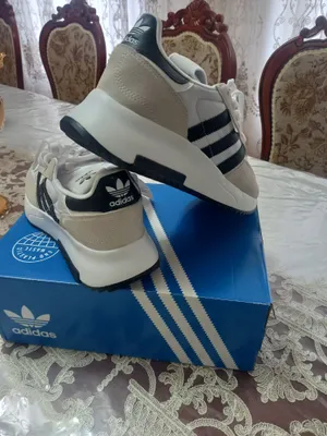 Новые оригинальные кроссовки ADIDAS 1