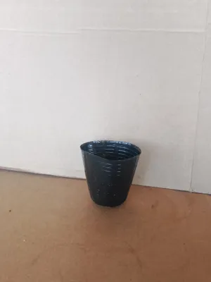 Есть стаканчики для рассады, размеры 8×8, 12×13, 15×15, 18×18. Оптовая цена 1