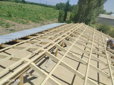 Кроем крыши, делаем люки, кладём шлакоблоки, строим заборы 1