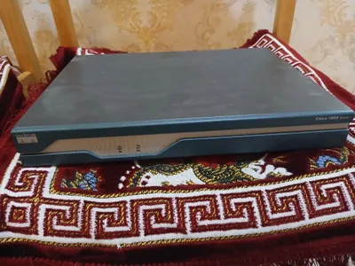 Cisco маршрутизатор 1841