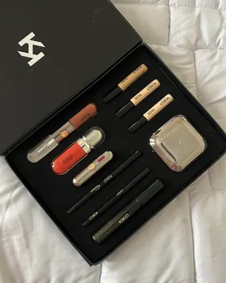 Профессиональный богатый набор от бренда "KIKO MILANO" 1
