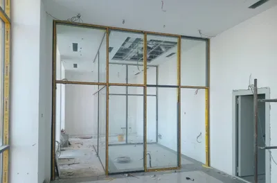 Akfa oyna, eshik va peregarodgalar yasab ustanvoka qilish xizmatlari 1
