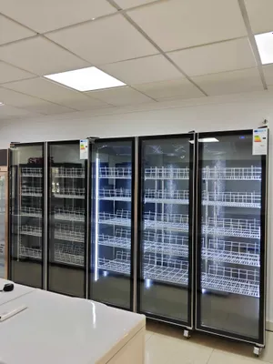Sut mahsulotlari, kolbasa va ichimliklar uchun Vitrina savdo sovutgichi 1