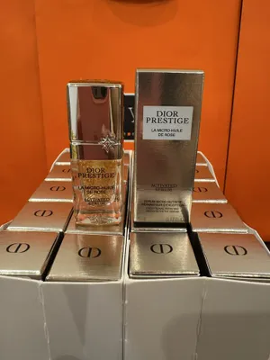 Dior Prestige La Micro-Huile de Rose Activated Serum 1
