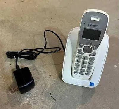 Uniden D1483 — bu simsiz raqamli radiotelefon