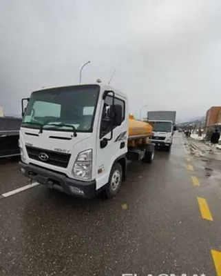 Поливомоечная машина 5 м3 Hyundai