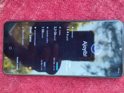 Галакси А12. Продаётся, так как дома лежит без дела 1