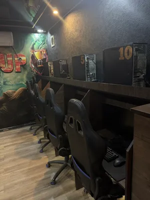 Продаётся компьютер с 5 креслами 1