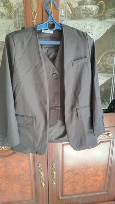 ayollar kostyumi, oversize, qora rangli 1