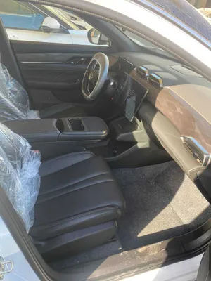 Dongfeng aeulus L7 1