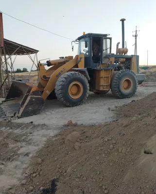 Фронтальный Погрузчик 3куб 1