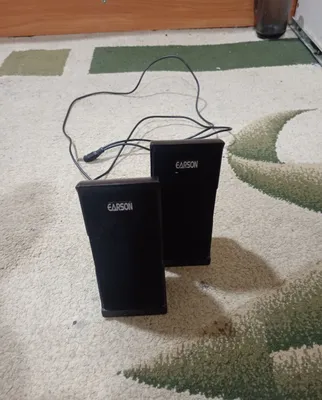 Kalonka kabel bor telfonga yoki lubboy narsaga ulab eshitsa buladi 1
