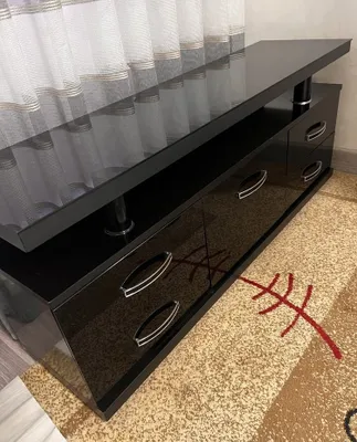 Столик для телевизора 1