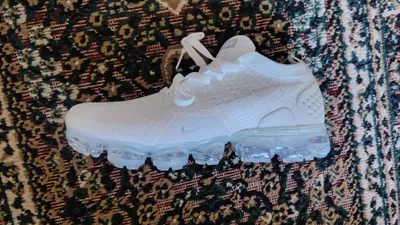 vapormax nike 42. 43 razmer bor yangi 1