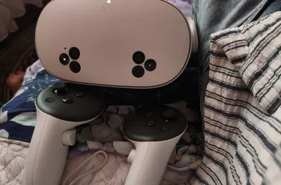 VR-очки Meta Quest 3S 1