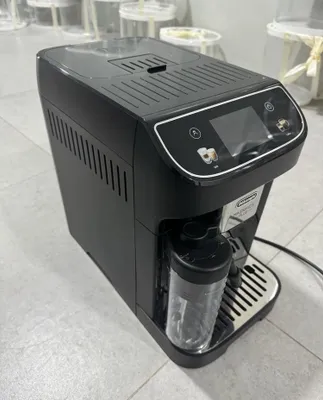DELONGHI qahva mashinasi 1
