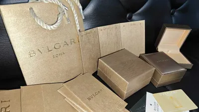 BVlgari brendli zargarlik buyumlari qutilari sotiladi 1