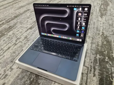 Ноутбук ASUS X55VD (15.6" / Intel Celeron / 2GB RAM / NVIDIA GeForce 6 1