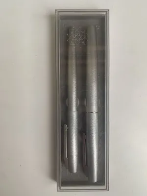 A’lo holatdagi ruchkalar to‘plami, korpusi metall 1