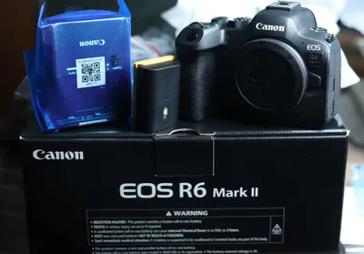 Canon R6 Mark II body 1