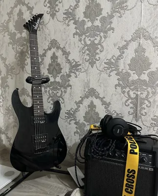 продам электрогитару Jackson JS 11 dinky, комбоусилитель spider line 6