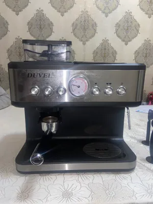Кофемашина DeLonghi 1