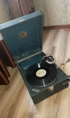 Патефон 1930 гг. в рабочем состоянии 1
