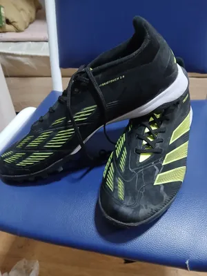 Футбольные бутсы Adidas Predator, размер RU 43 / EU 44 1