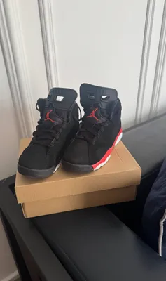 Детский кроссовки AIR JORDAN 33-размер почти НОВЫЕ 1