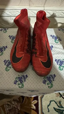 Продам бутсы NIKE оригинал 41 размер 1