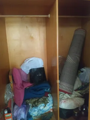 Shifoner balandligi — 186 sm, uzunligi — 130 sm, kengligi — 69 sm. 1