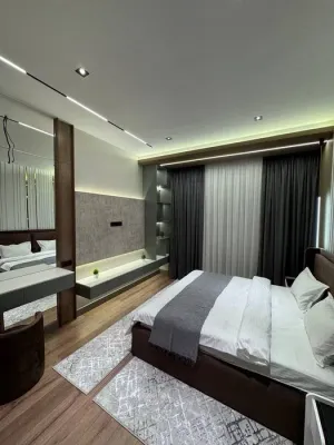 Yangi ta’mirli 3 xonali kvartira ijaraga beriladi / Poytaxt 1