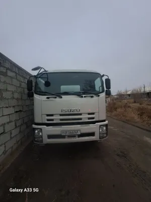 Isuzu comfort yili yangi 1