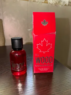 Dsquared2 Red Wood