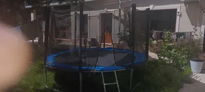 Продаю батут синий 1