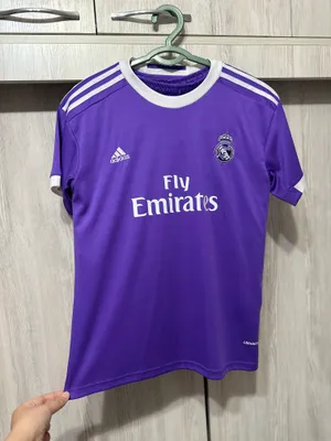 Продается двойка для футбола Real Madrid 1
