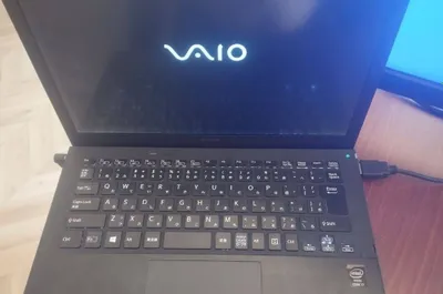 Ноутбук Sony. 1