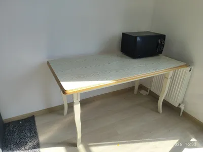 Продаётся стол, кому нужен
