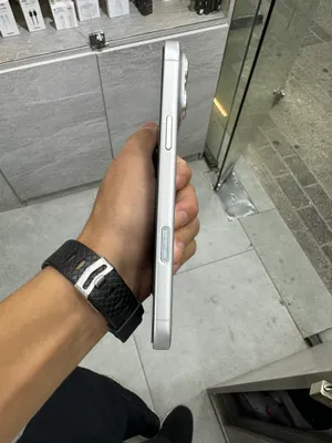 Iphone 17 pro man lux 2